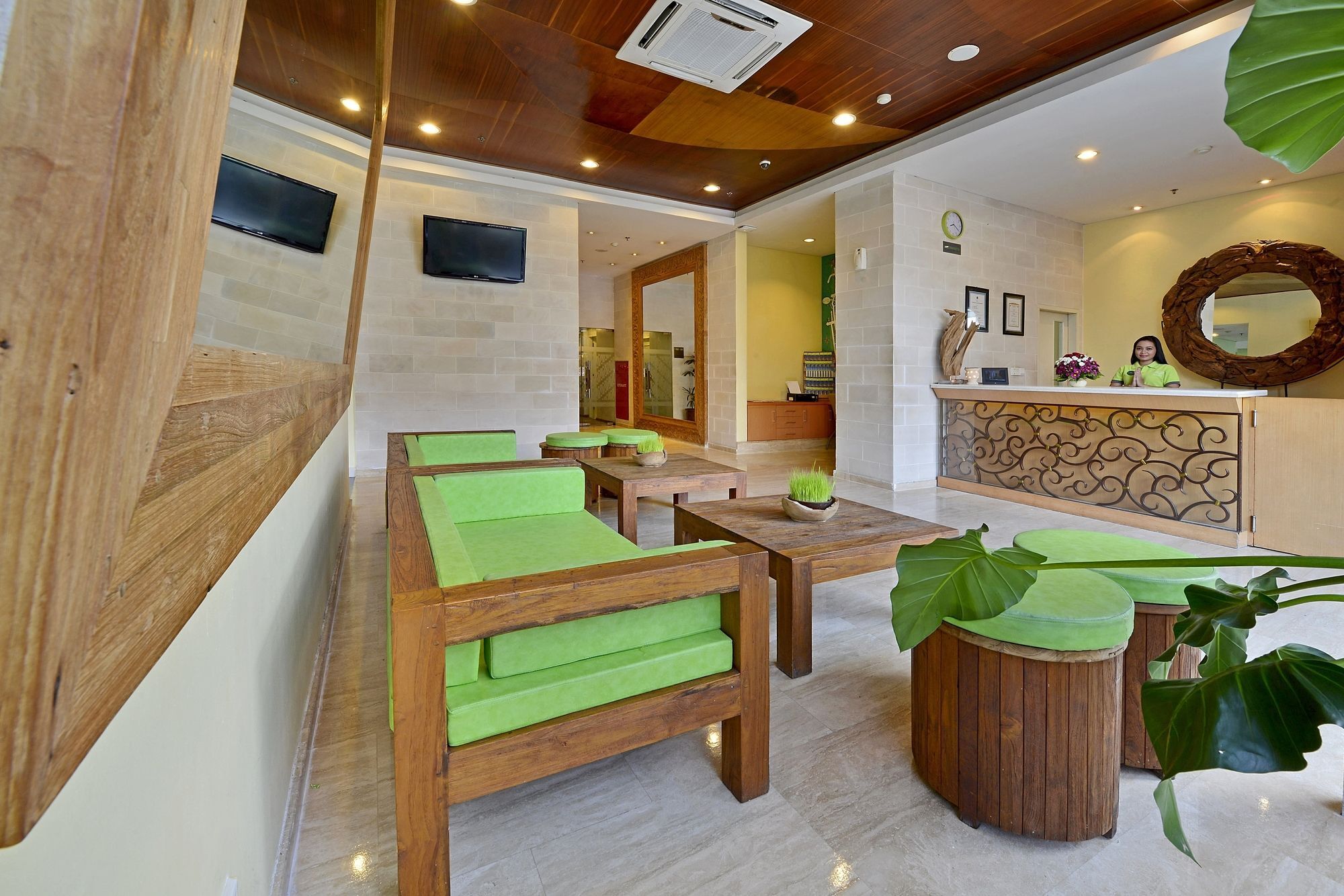 Whiz Hotel Malioboro Yogyakarta Luaran gambar