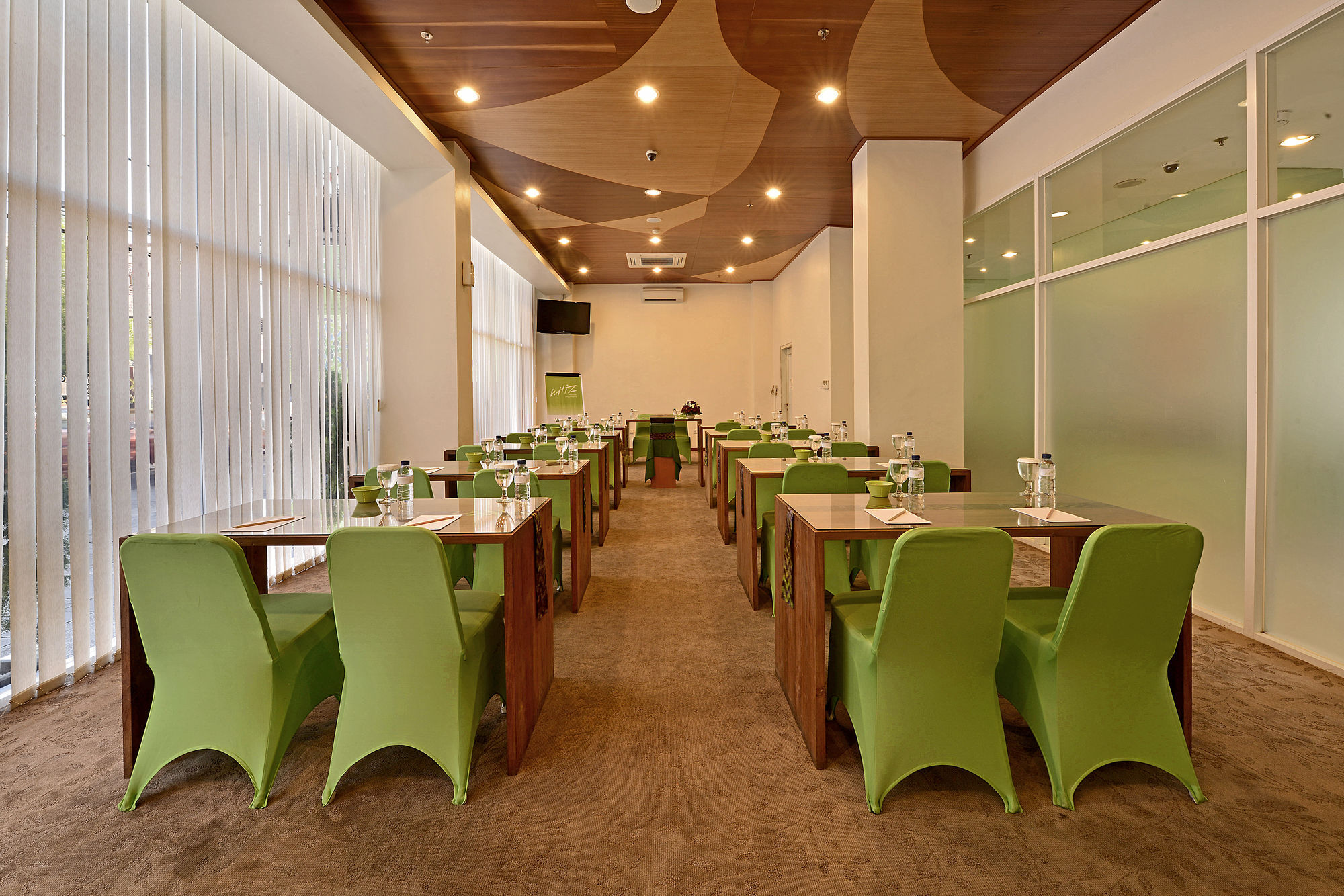 Whiz Hotel Malioboro Yogyakarta Luaran gambar